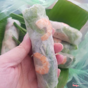 8k/1 cuốn con tôm siêu nhỏ đã vây còn cắt làm đôi