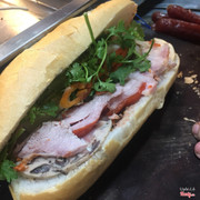 bánh mì xá xíu