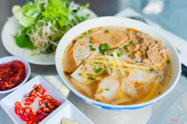 Bún chả cá