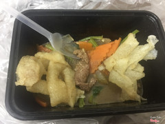 Phở giòn, bò mềm