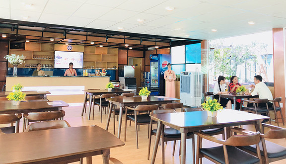 Confetti Restaurant - Phù Cát