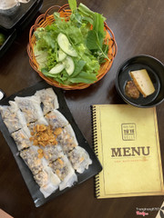 Bánh cuốn tôm thịt 