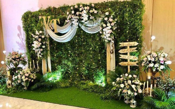 Cúc Na Wedding Decoration - Trưng Nữ Vương