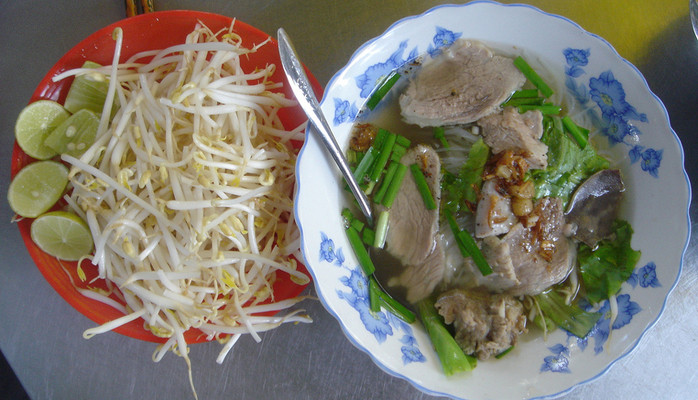 Hủ Tiếu, Bánh Canh & Bún Mọc - Đường Số 1