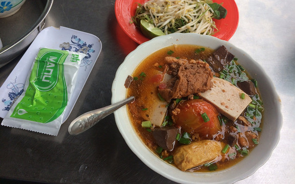 Thu Nga - Bún Riêu Ốc Giò Chả