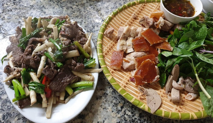 Nhà Hàng Quyên Ngọng Bia Hơi Hà Nội - Bia Hơi Hà Nội - Dương Văn Bé - 39-41 Dương Văn Bé