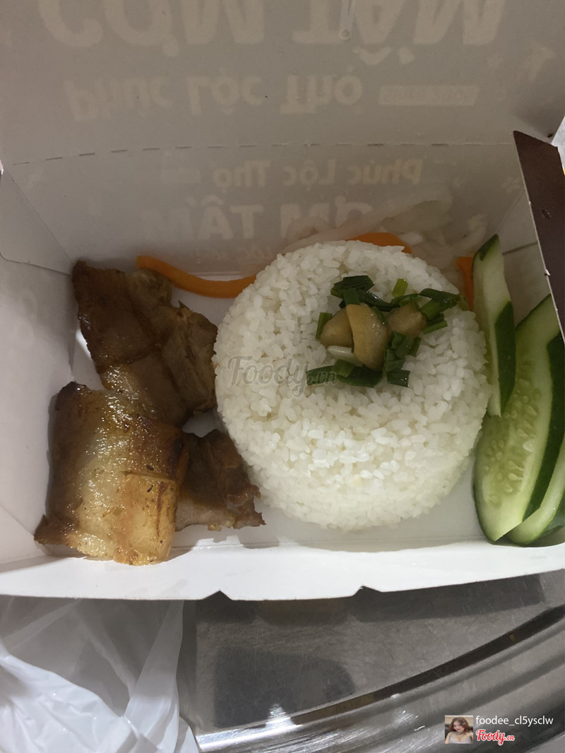 Mắc như chó, dẹp mẹ quán cho rồi