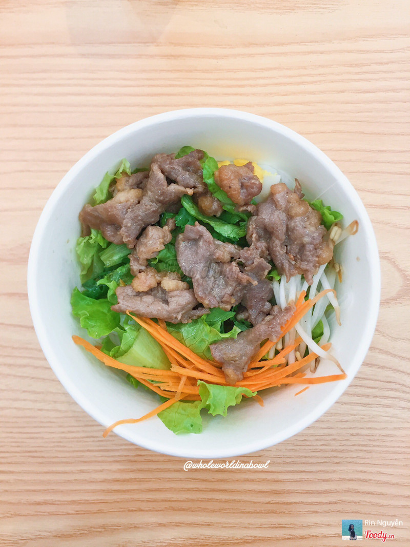 bún trộn thịt bò