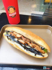 bánh mì gà nướng teri-nori