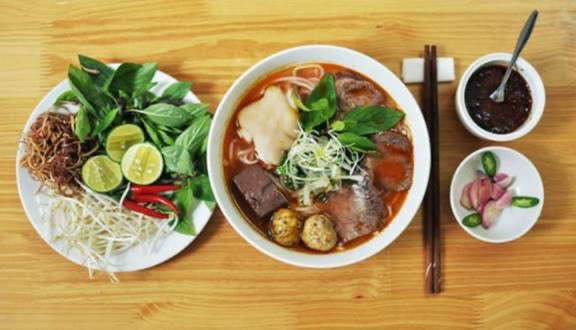 Bún Bò Huế 3T - Hàng Kênh