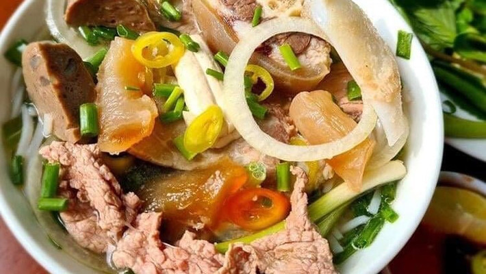 Phở Phú Trung - Nguyễn Văn Cừ