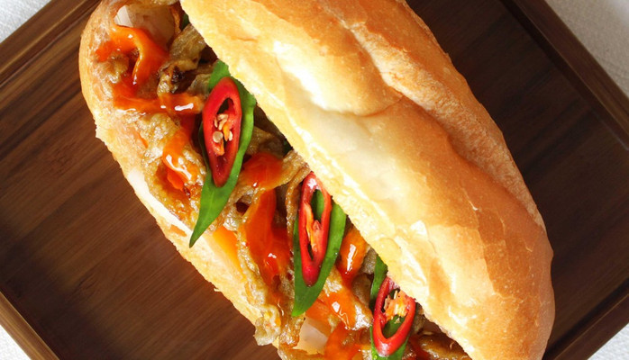 Bánh Mì Chả Cá Như Ý - Ba Tháng Hai