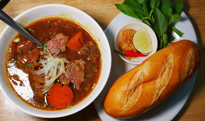 Trường Nguyễn 79 - Đặc Biệt Bánh Mì Bò Kho - Ngõ 275 Trần Nguyên Hãn