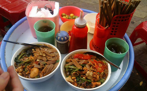 Hành trình ẩm thực phố Mê Linh