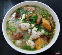 Bún cua mọc