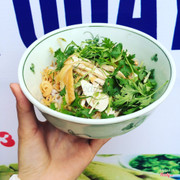 Phở gà trộn