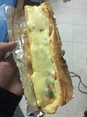 Bánh mì rau củ phô mai