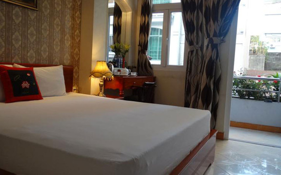 Hoài Phố Hotel