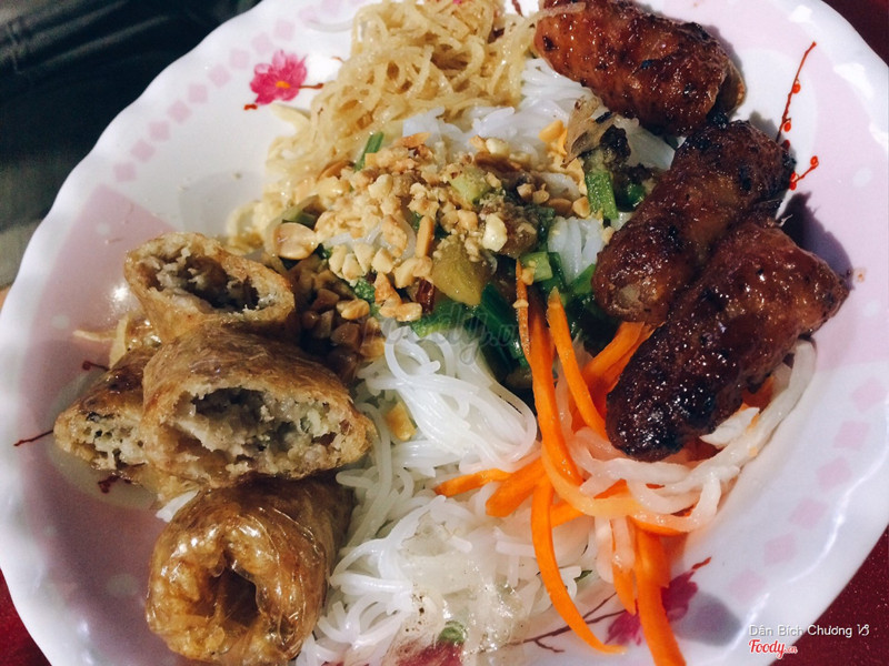 Bún thịt nướng 25k