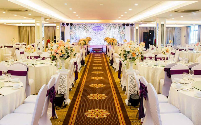 Trung Tâm Tiệc Cưới Diamond Palace - Hoàng Quốc Việt