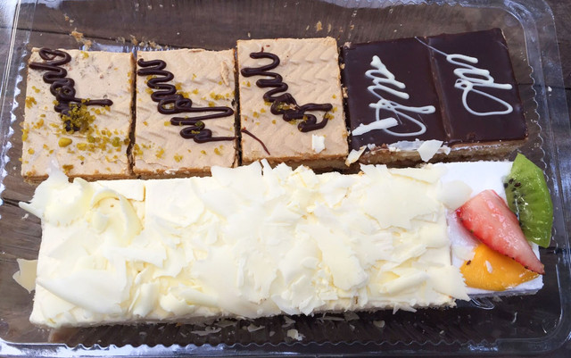 Anh Hòa French Bakery - Phùng Hưng - 38 Phùng Hưng