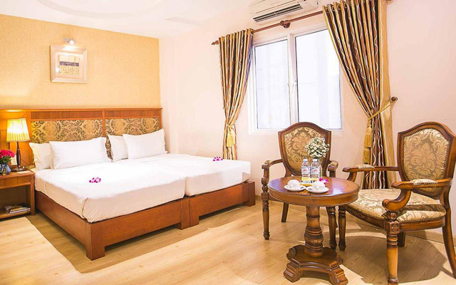 Blue Diamond Hotel