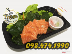 SASHIMI CÁ HỒI TƯƠI 
Giá: 99K 