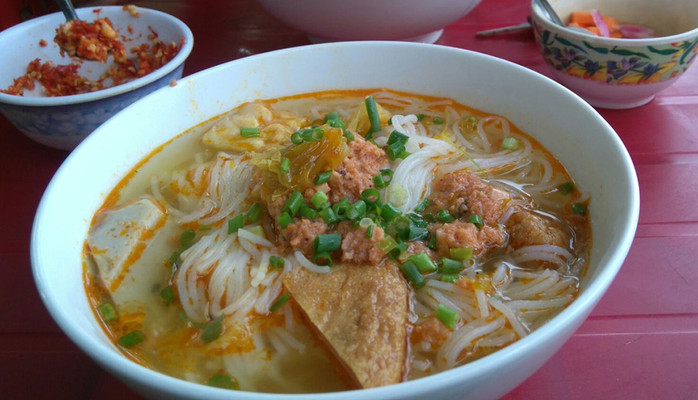 Bún Bò & Bún Riêu