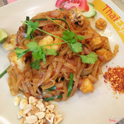 Pad thái hải sản