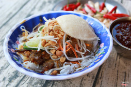 Bún thịt nướng