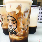 Sữa tươi trân châu đường đen machiato