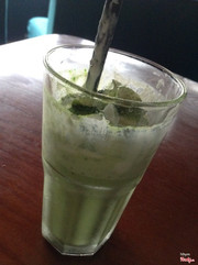 Ảnh này rõ màu nhưng uống rồi nên trông xấu quá))