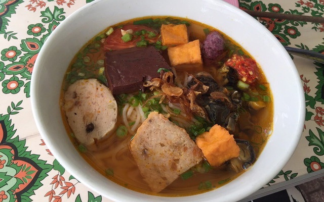 Bún Riêu Số 70 - Võ Công Tồn