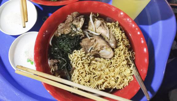 Hà Giang - Mì Gà Tần & Bánh Giò