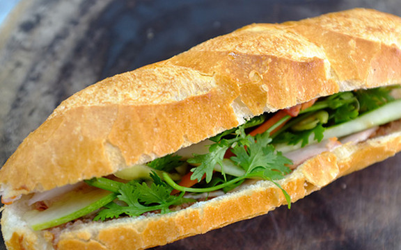 Bánh Mì Chay Chùa Vạn Thọ