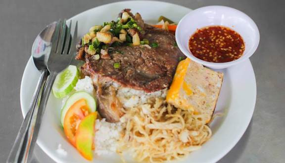 Cơm Tấm Bà Mười - Lạc Long Quân