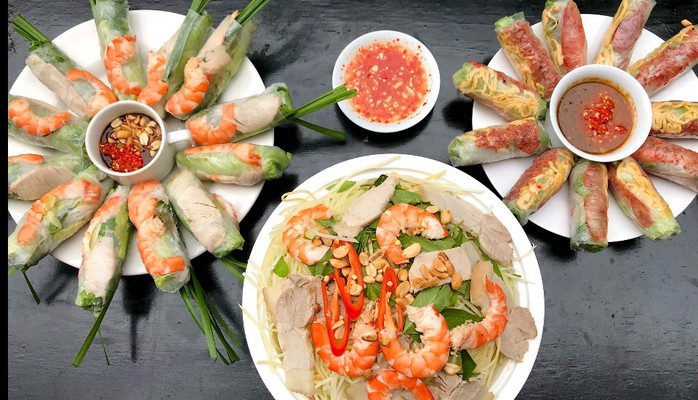 PHỐ 38 - Bún Bò, Gỏi Cuốn & Xiên Que - Tân Thuận Tây