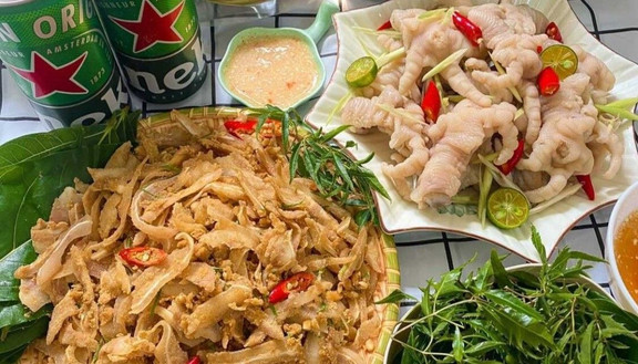 Hương Giang Yummy - Bếp Của Giang - Chân Gà Sả Ớt & Nem Tai - 17 Tố Hữu