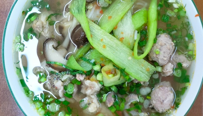 Gấu Thích Nấu - Bún Sườn Chua - Trương Định