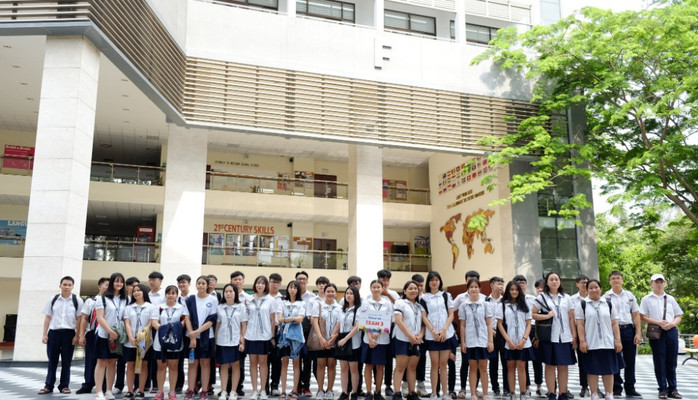 Trường Trung Học Cơ Sở & Trung Học Phổ Thông Quang Trung - Nguyễn Huệ