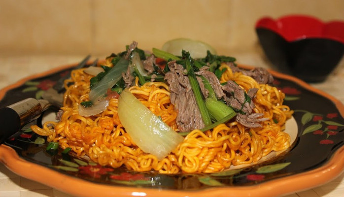 Thiên Nhi - Mì Xào & Ăn Vặt - Nguyễn Văn Quá