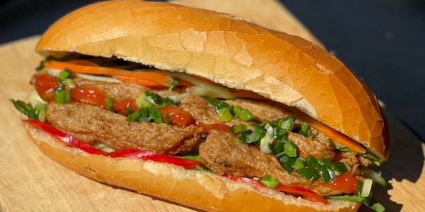 Bánh Mì Chả Cá Minh - Nguyễn Xiển