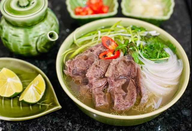 Phở Bò Công Viên - 20/10 Đường Số 10