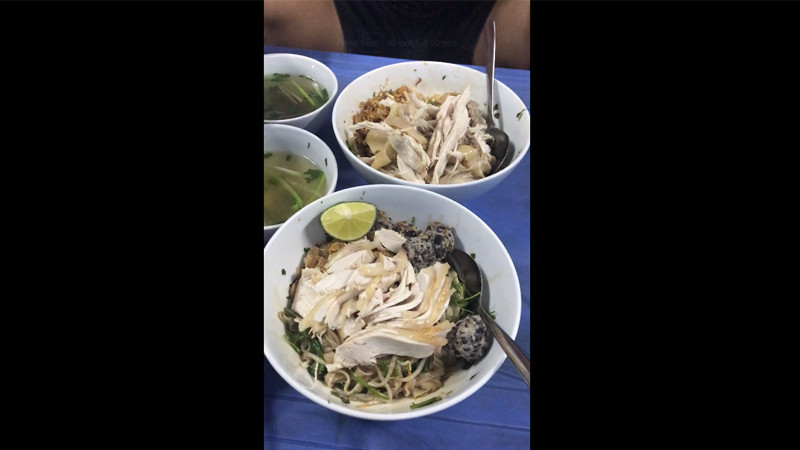 Phở Gà Nguyệt - Phủ Doãn