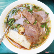 Bún bò chả Huế