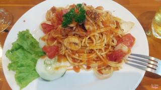 mì ý xào hải sản