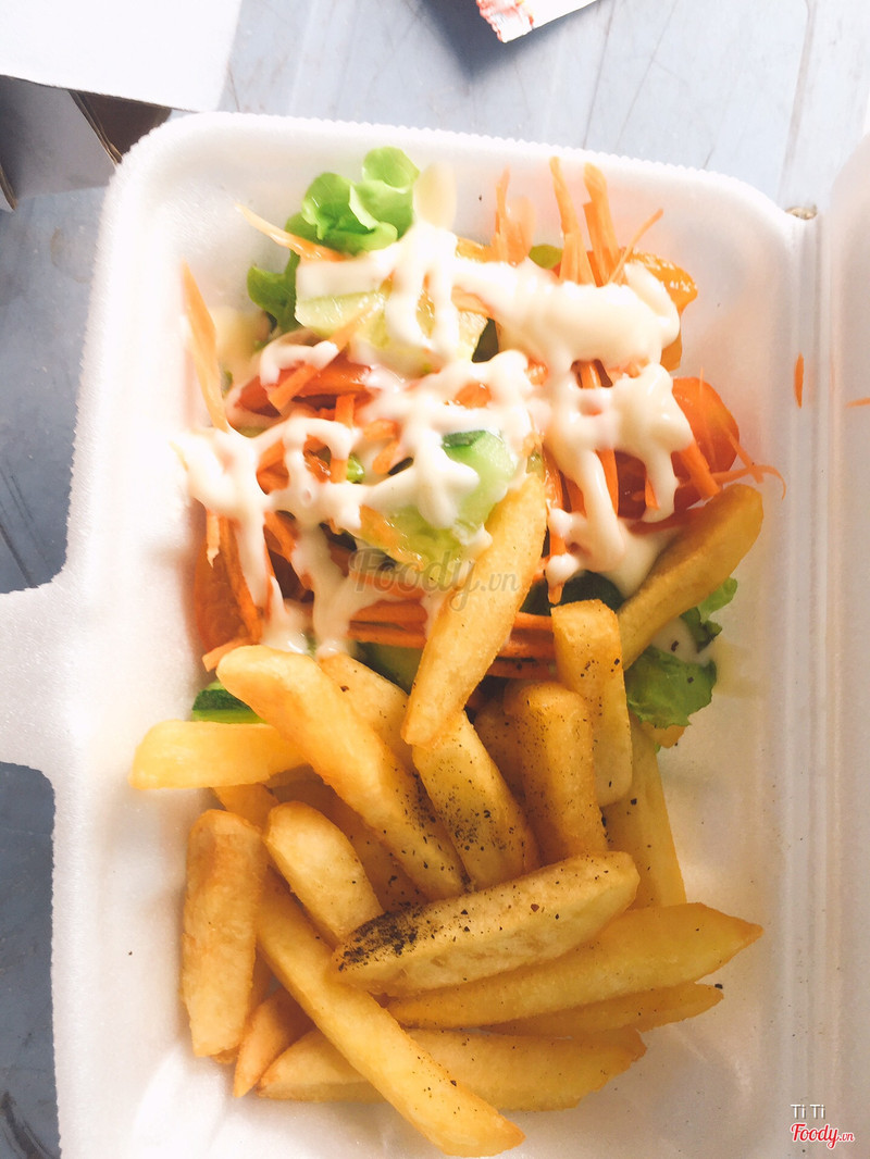 Salad tặng kèm