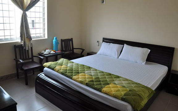 Nhà Nghỉ Vĩnh Lợi