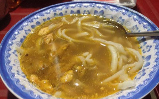 Những quán bánh canh cá lóc khá lâu đời của Huế