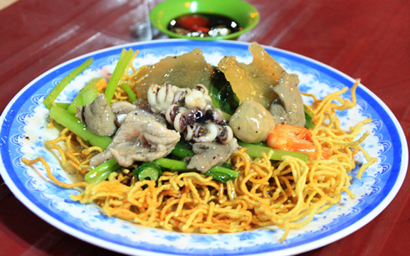 Mì Xào Giòn